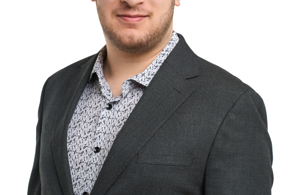 Peak of the Market promotes Kian Moore to Sales Manager